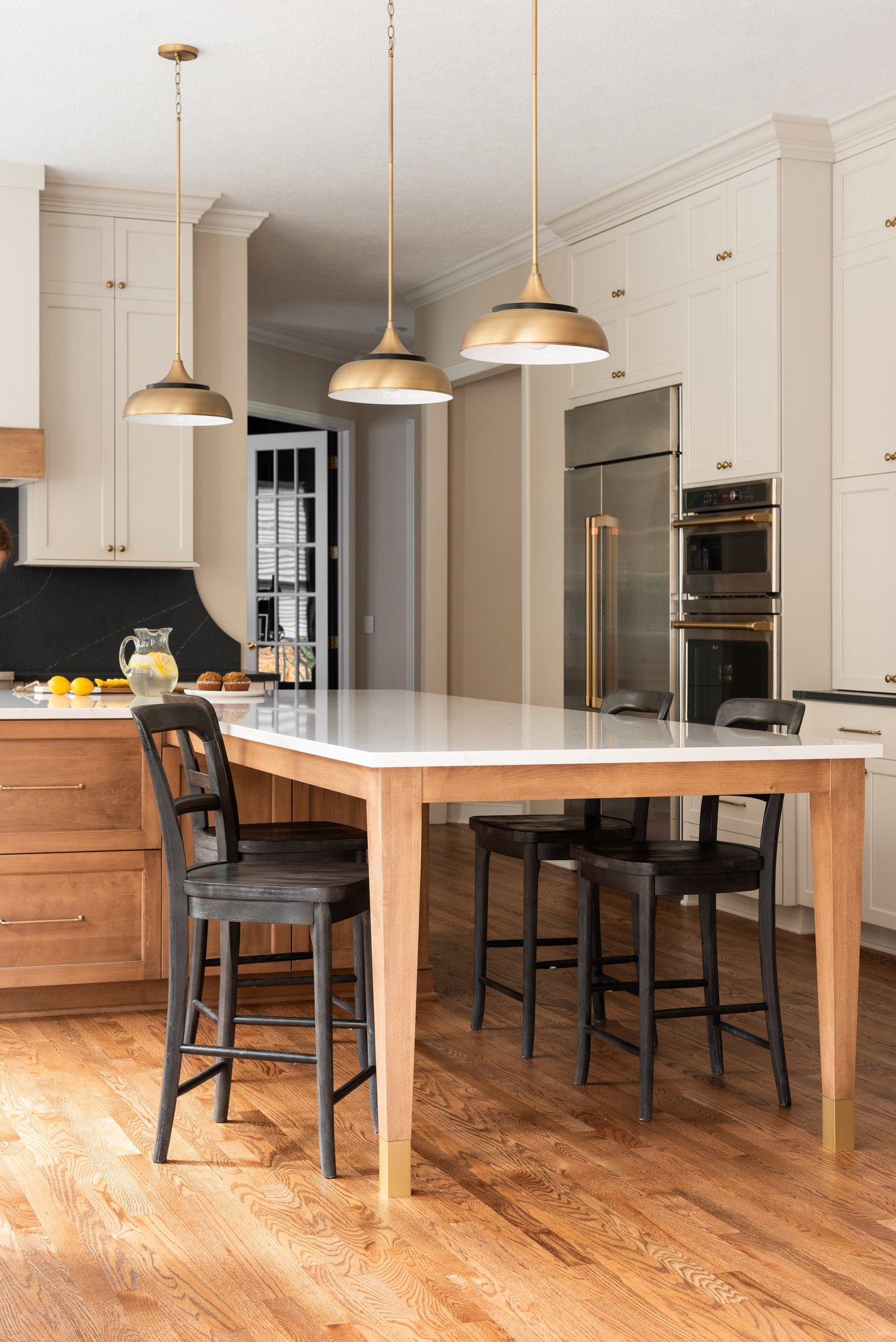 Stockwood Dr.  Luxury Kitchen and Powder Room